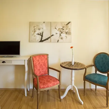 Wohlfuehlen Mit Grossem Balkon Apartment *